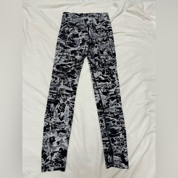 Lululemon Fast & Free 7/8 Tight II *Nulux 25" - Picture 6 of 8